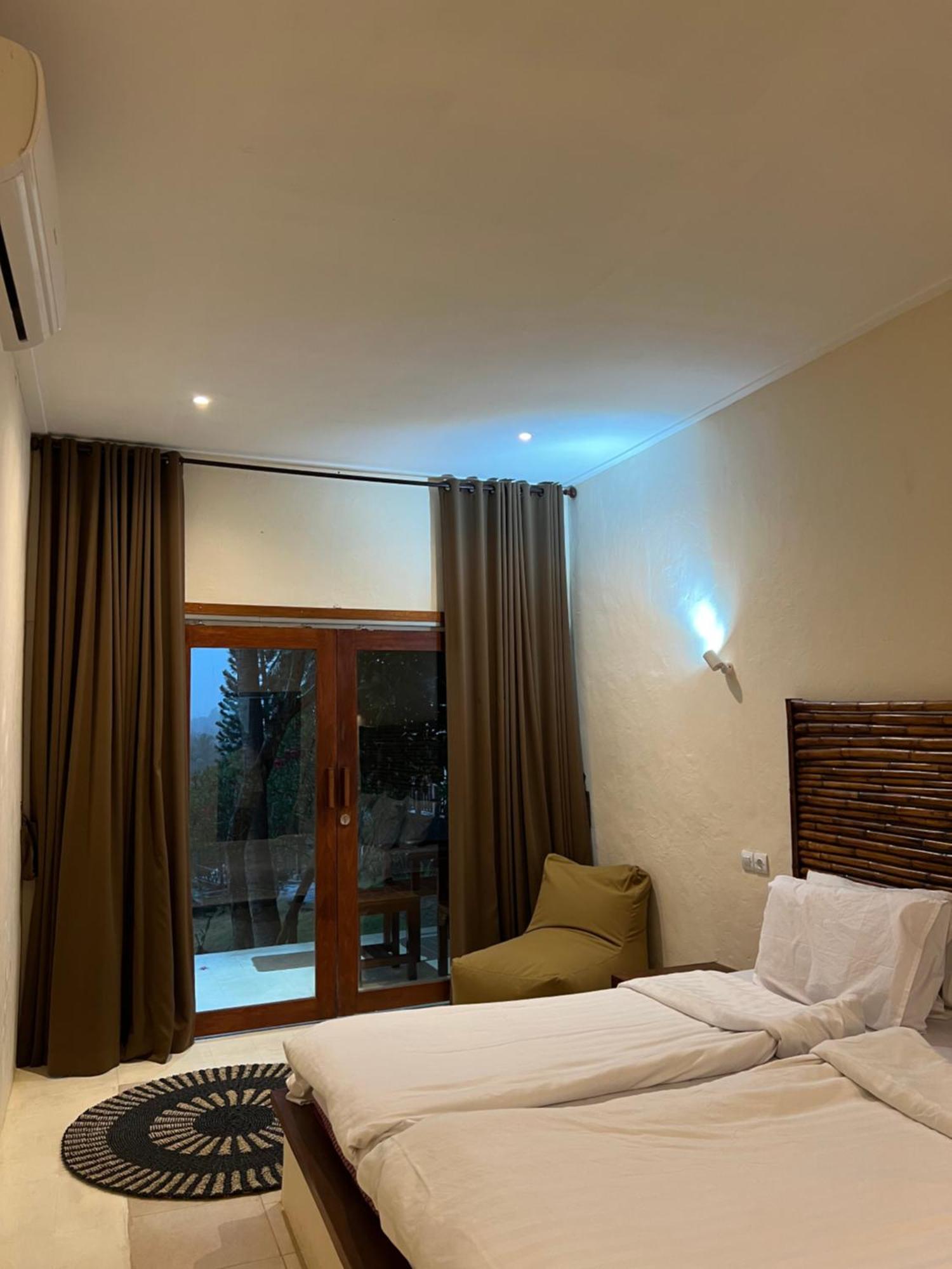 Lombok Coconut Hotel Mangsit Extérieur photo